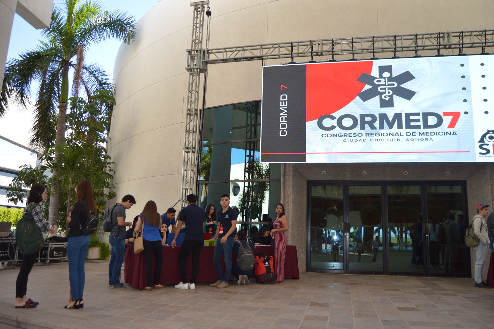 bienvenida a estudiantes de SEM Cajeme a la septima edicion de CORMED
